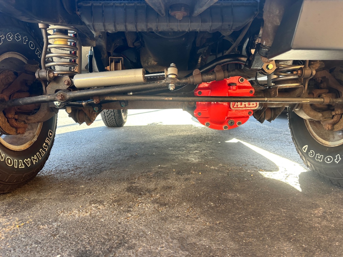 iron_horse, a tan 2000 Jeep Wrangler, photo 11 of 12