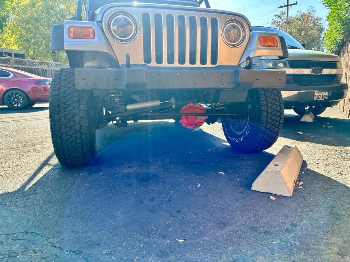 iron_horse, a tan 2000 Jeep Wrangler, photo 12 of 12