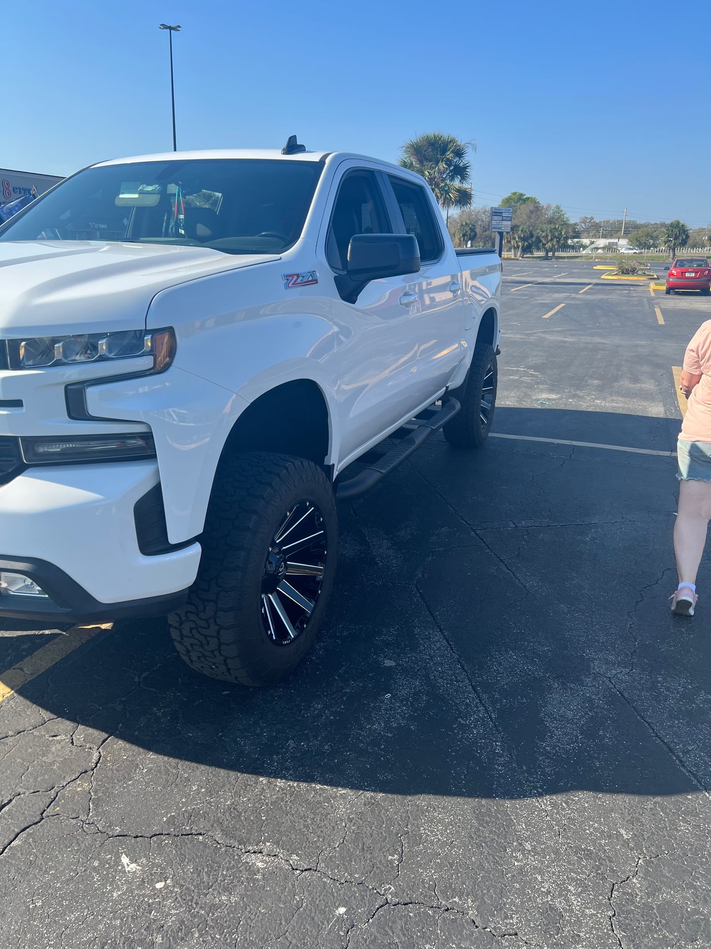 Sno_whistle, a 2019 Chevrolet Silverado 1500, photo 10 of 27