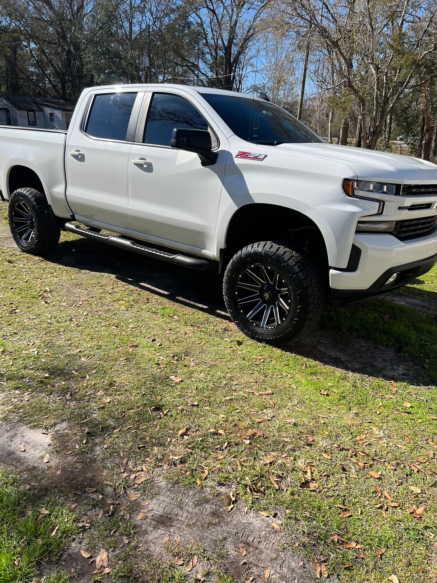 Sno_whistle, a 2019 Chevrolet Silverado 1500, photo 22 of 27