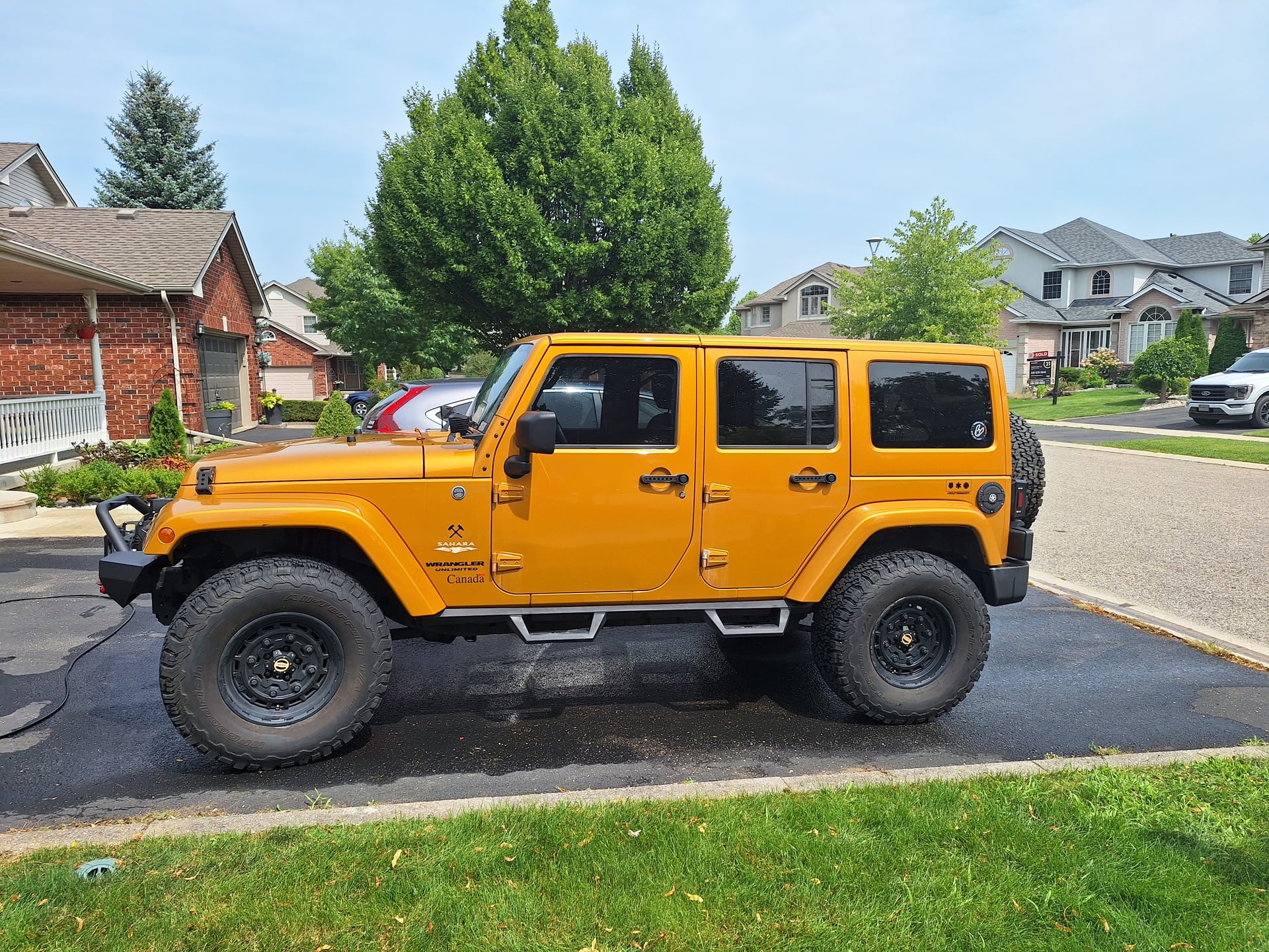 CB4 Jeep photo 4