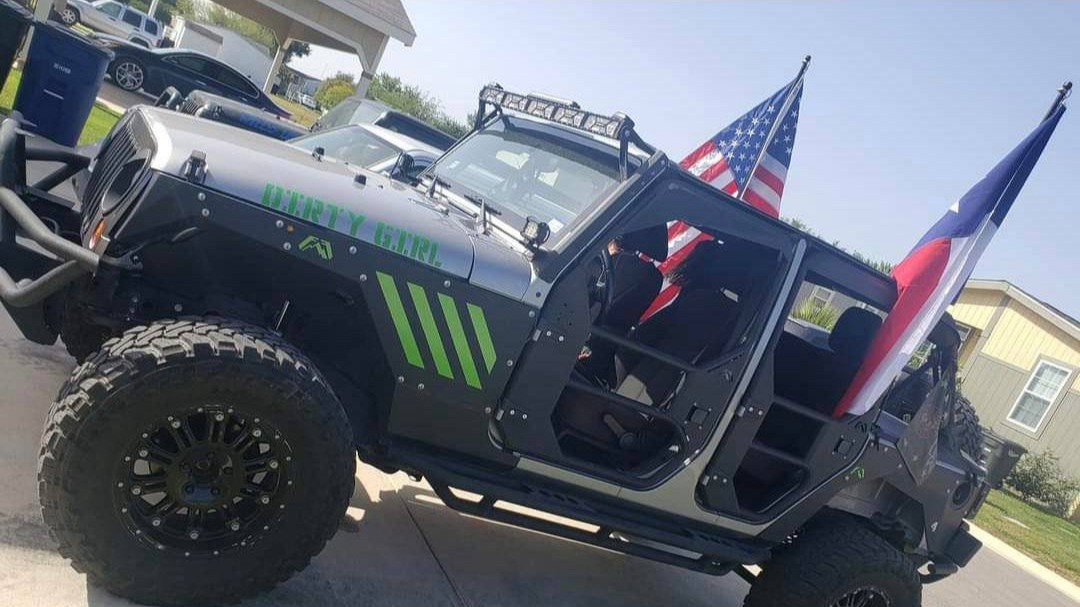 NB-DIRTY-GIRL photo 1