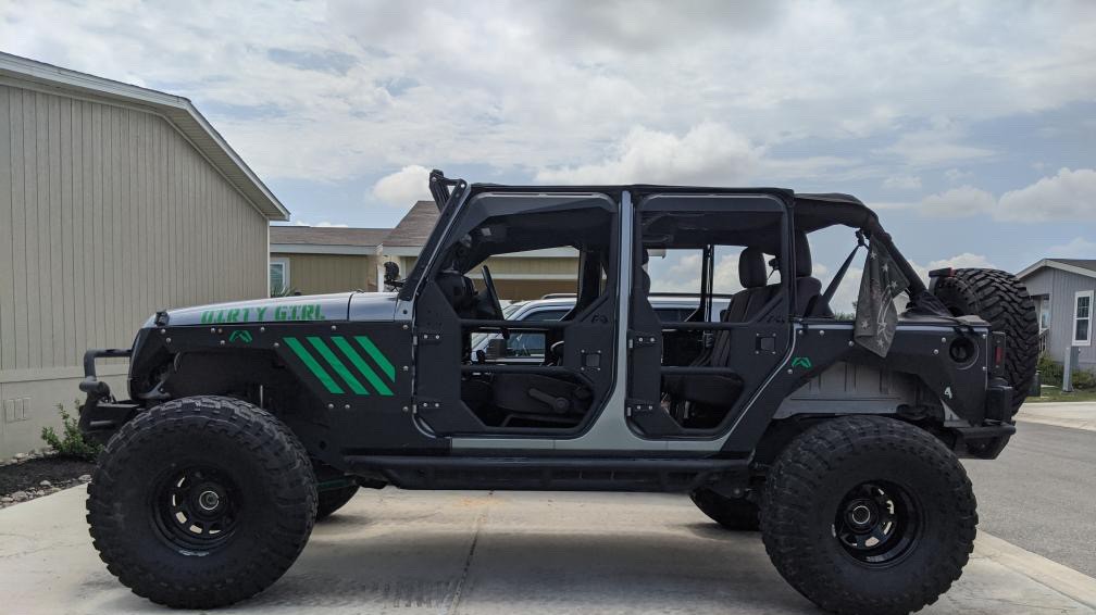 NB-DIRTY-GIRL photo 2