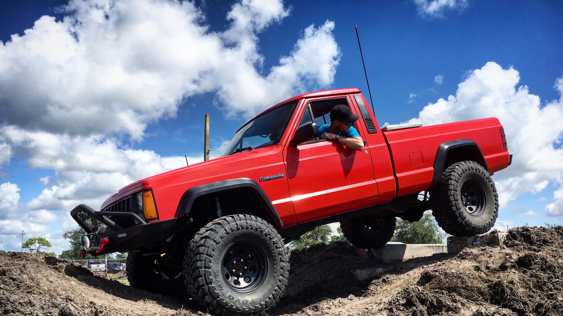 Turdbox, a 1989 Jeep Comanche MJ, photo 11 of 28