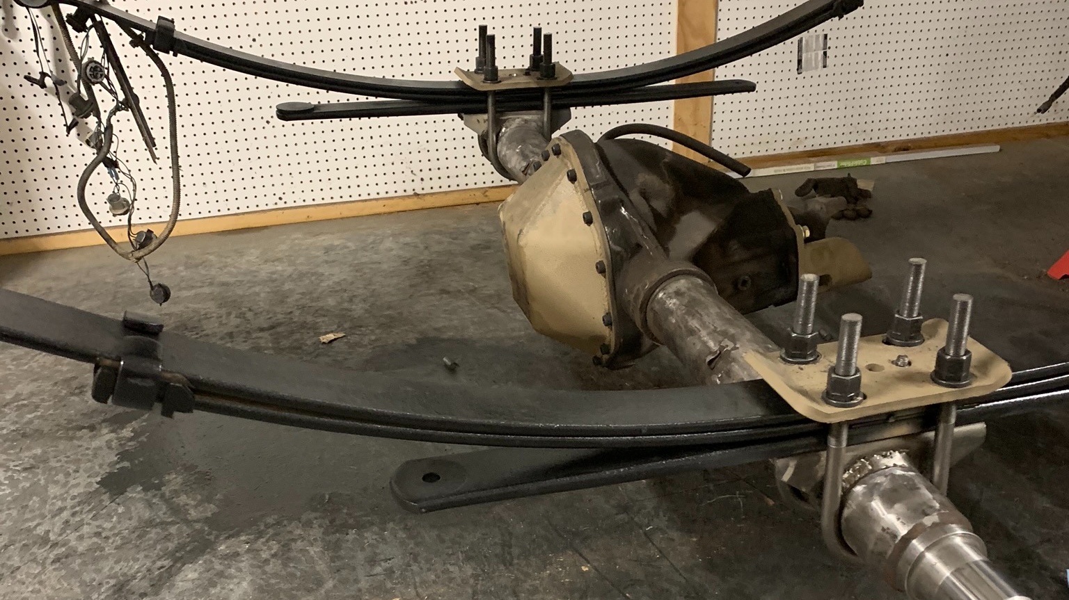 heavy Chevy-noggin’s garage photo 3