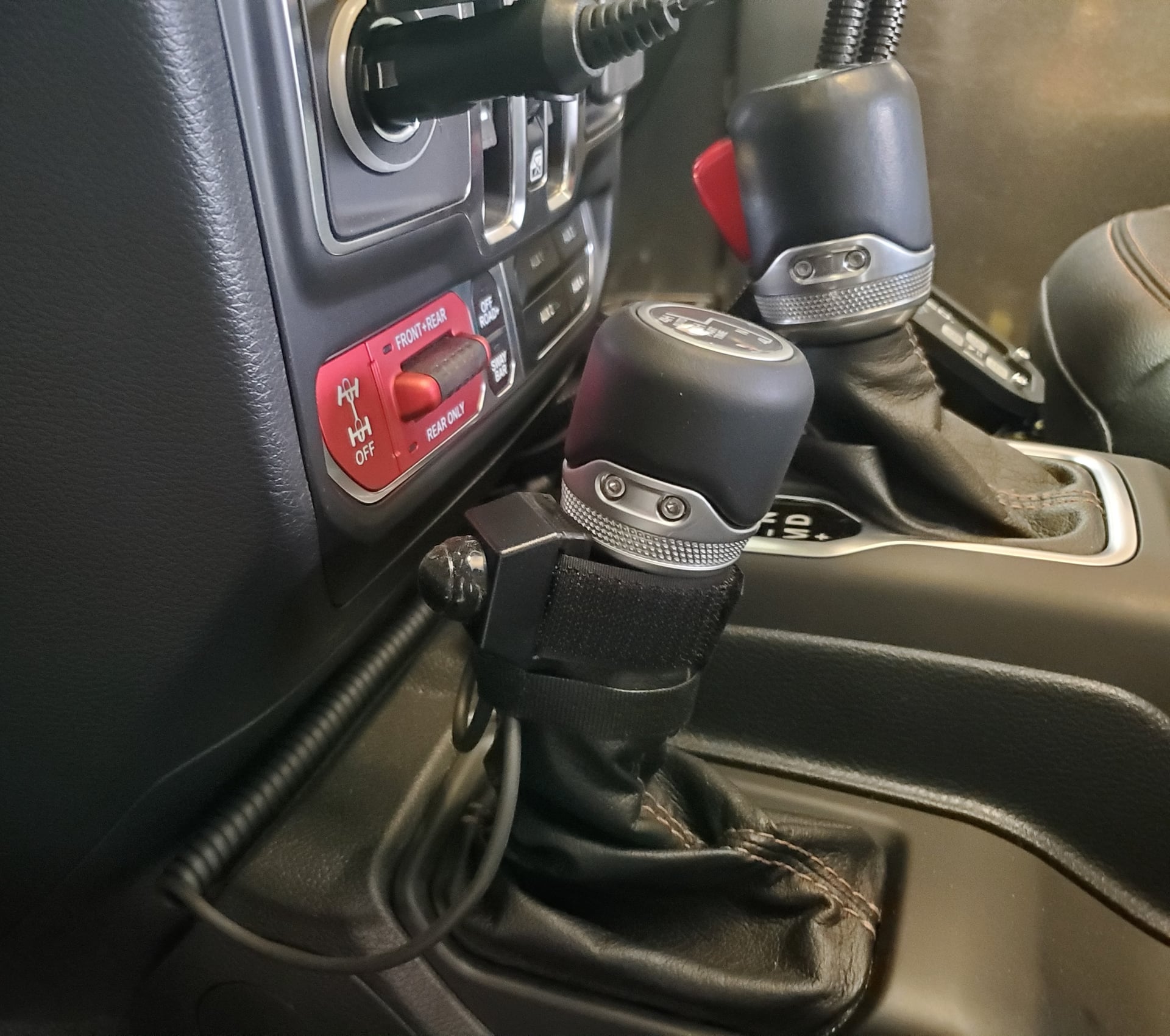 TROUBLEMAKER photo 26