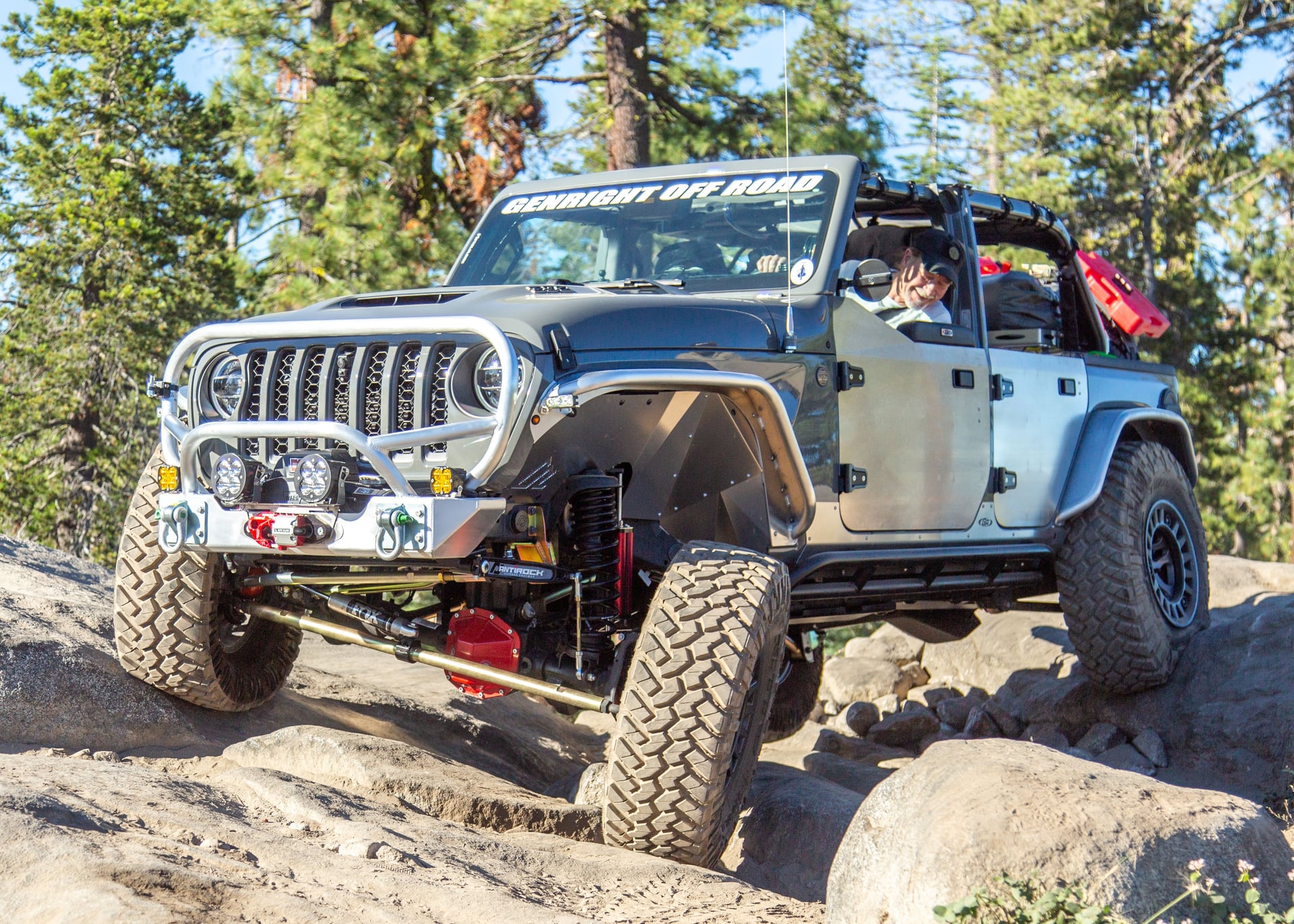 TROUBLEMAKER photo 1