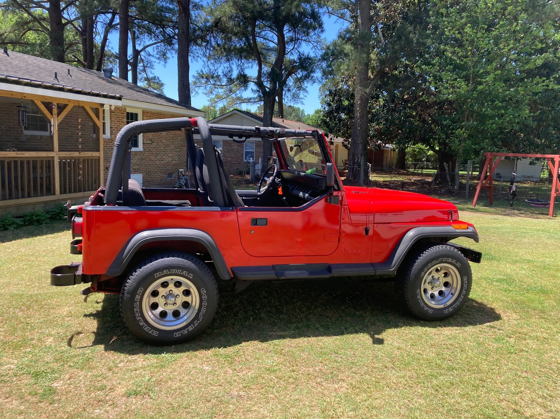 HoundDog’s YJ, a red 1993 Jeep Wrangler YJ, photo 12 of 15