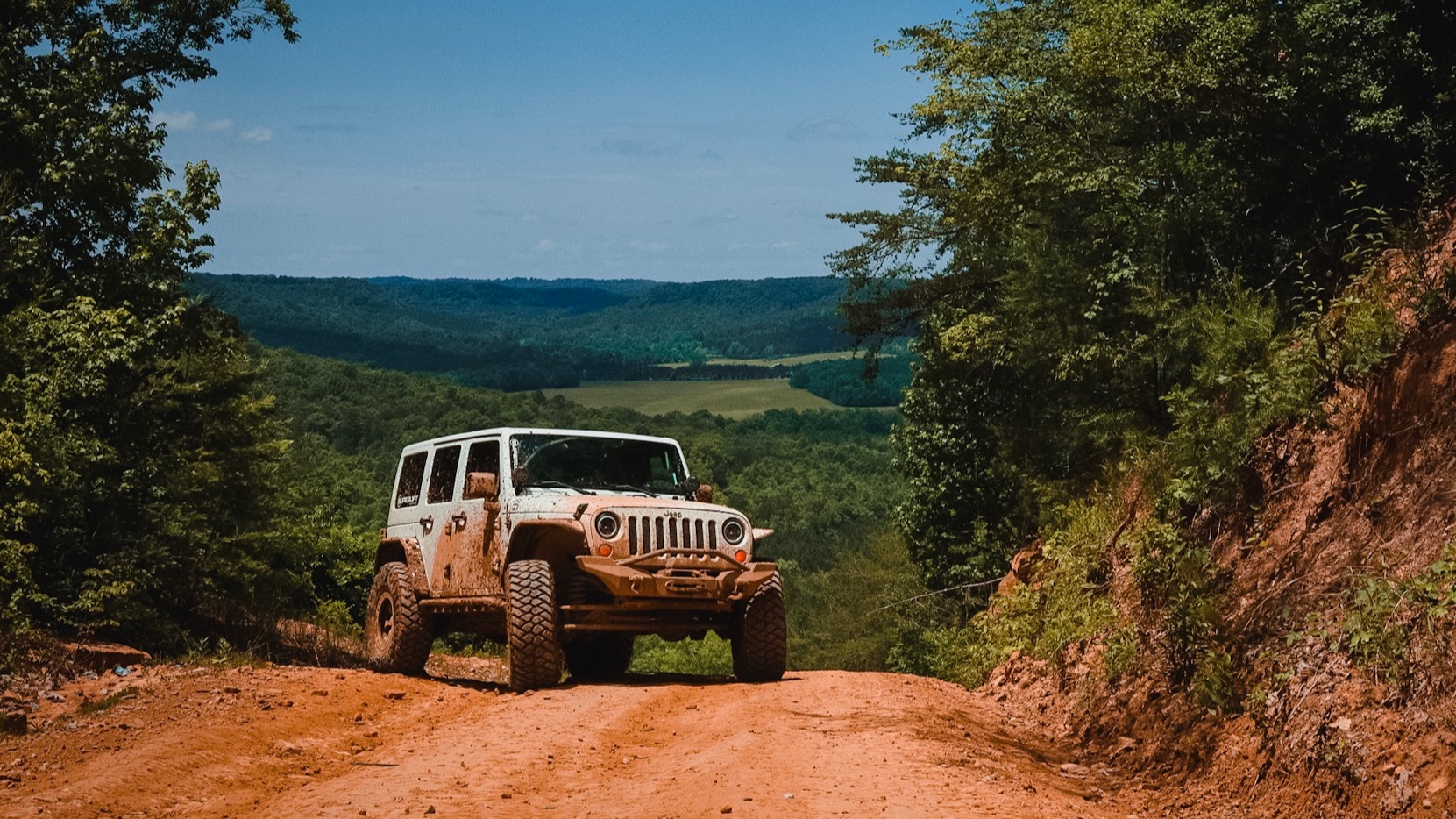 Traveler ‘13 Jeep Wrangler JKU photo 38