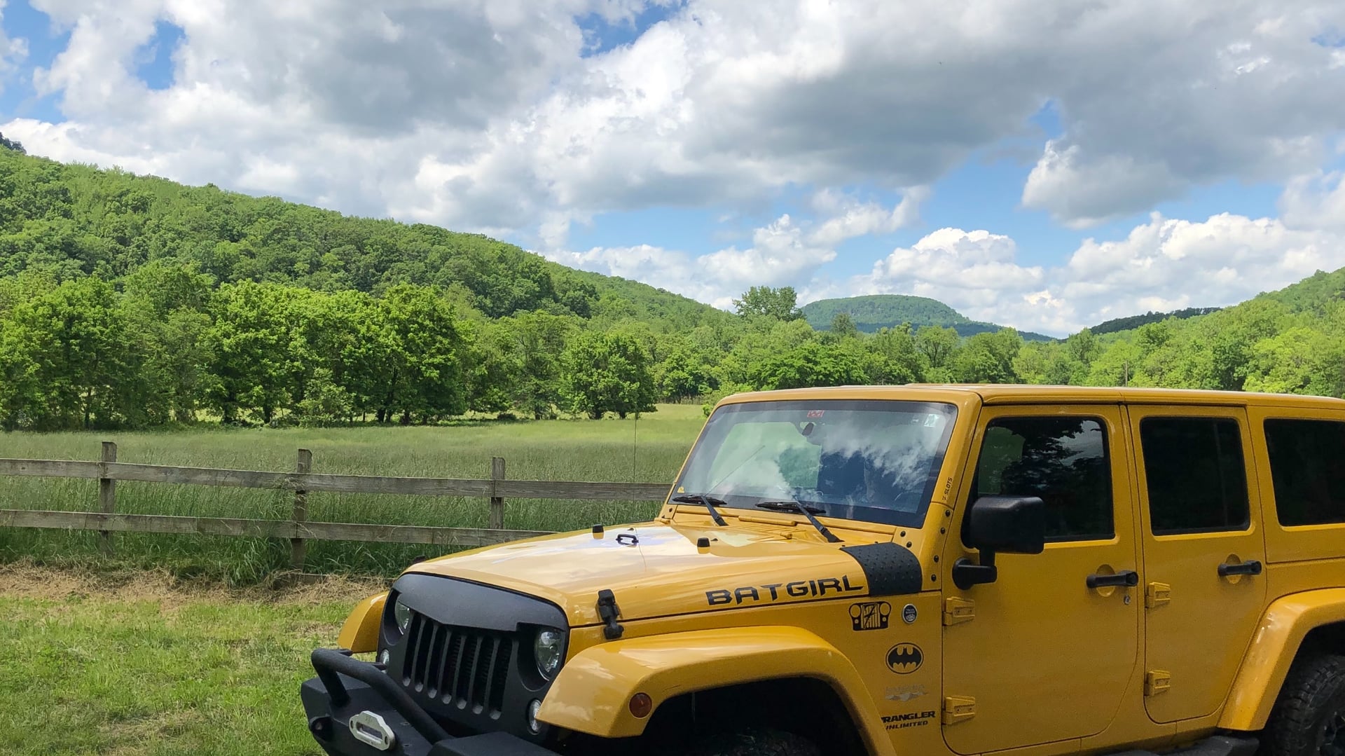 Batgirl Jeep photo 13
