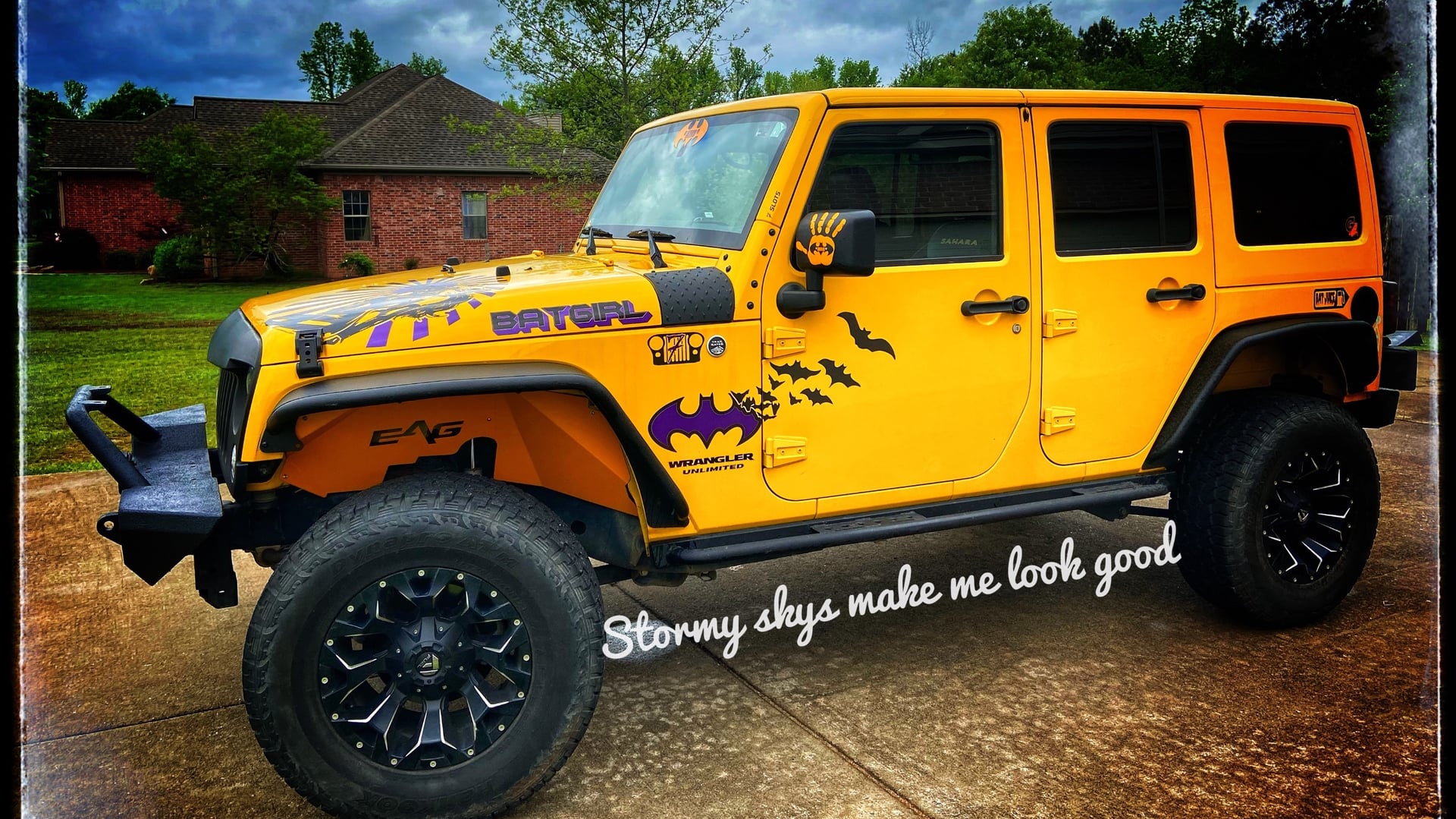 Batgirl Jeep photo 19