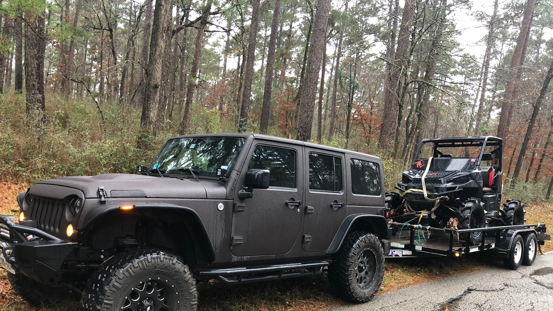 txmallkrawler, a gray 2015 Jeep Wrangler JKU on 35-inch tires, photo 11 of 20
