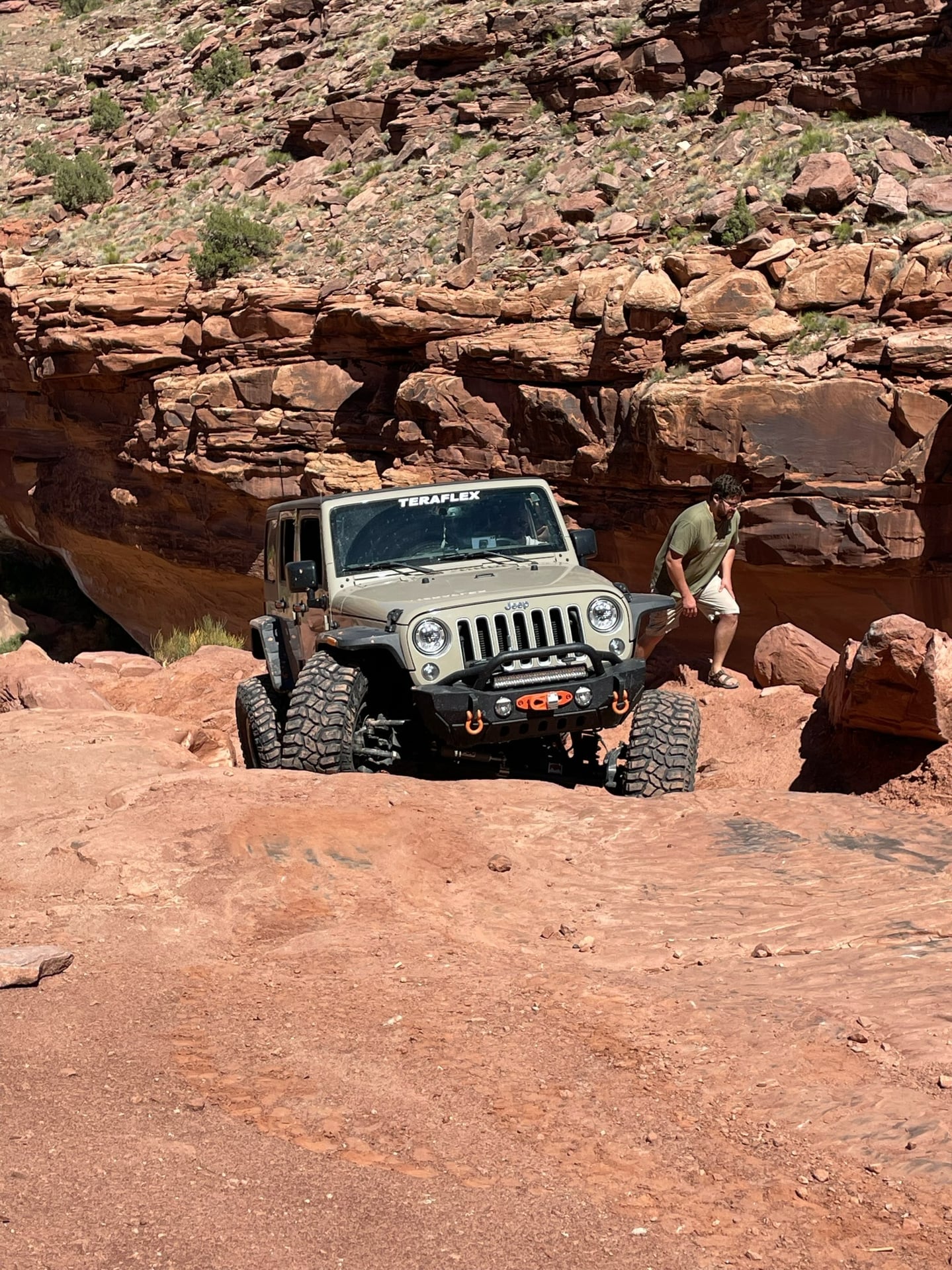 BUMPY, a tan 2018 Jeep Wrangler JKU on 40-inch tires with a 4.5-inch lift, photo 13 of 18