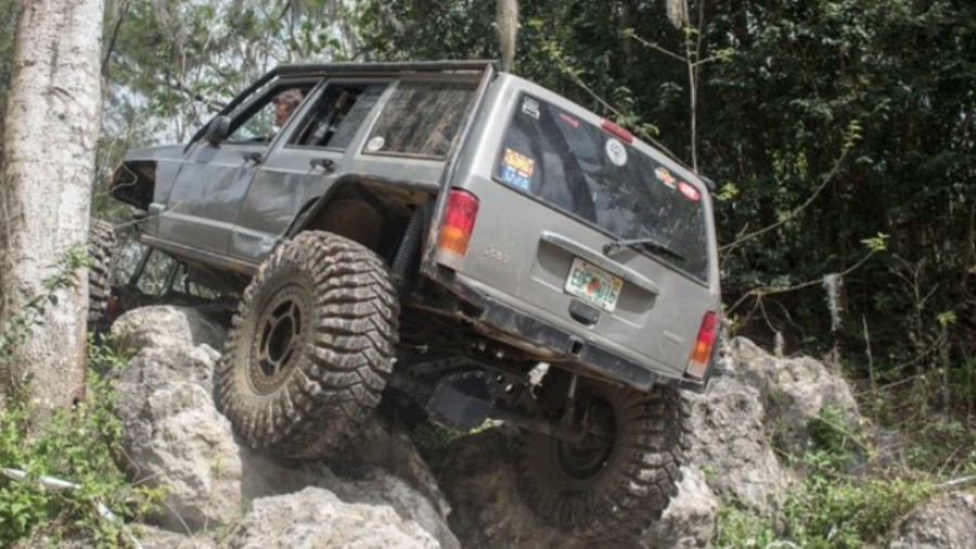 sfrautomotive photo 3