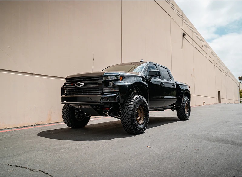 Dirt King 2022 Silverado 1500 photo 9