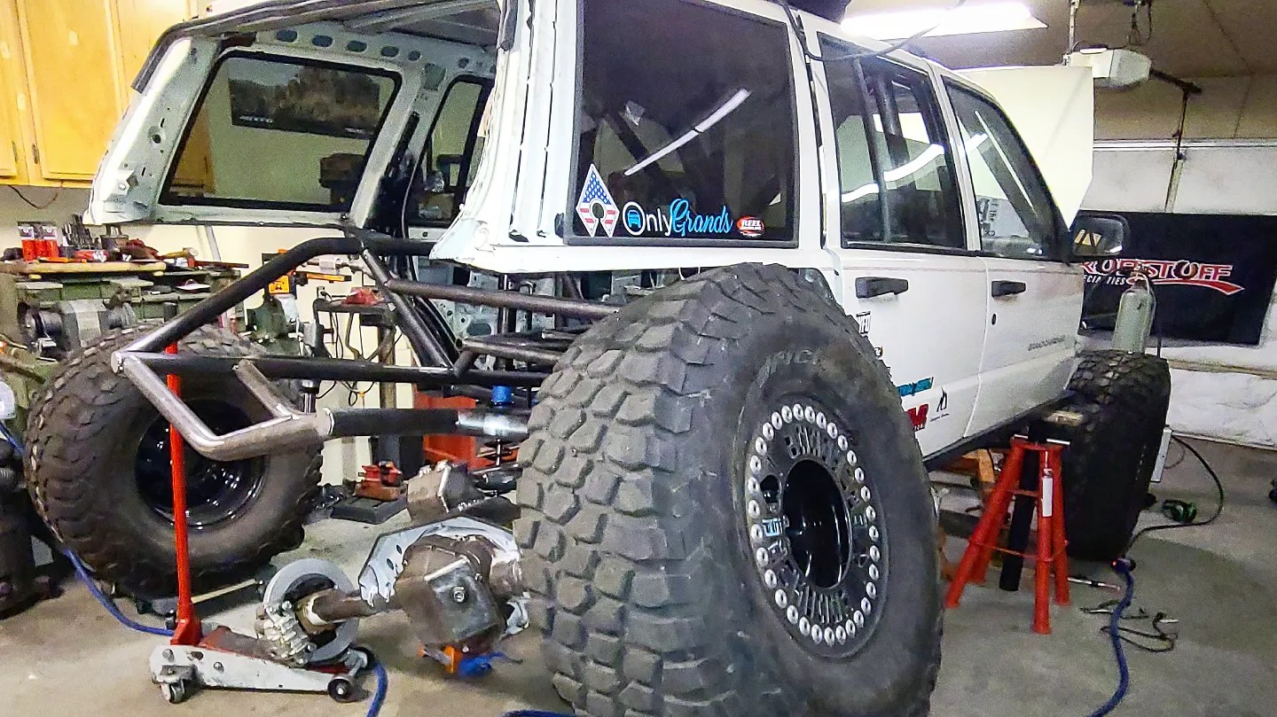 @ultra4_jeepzj photo 8