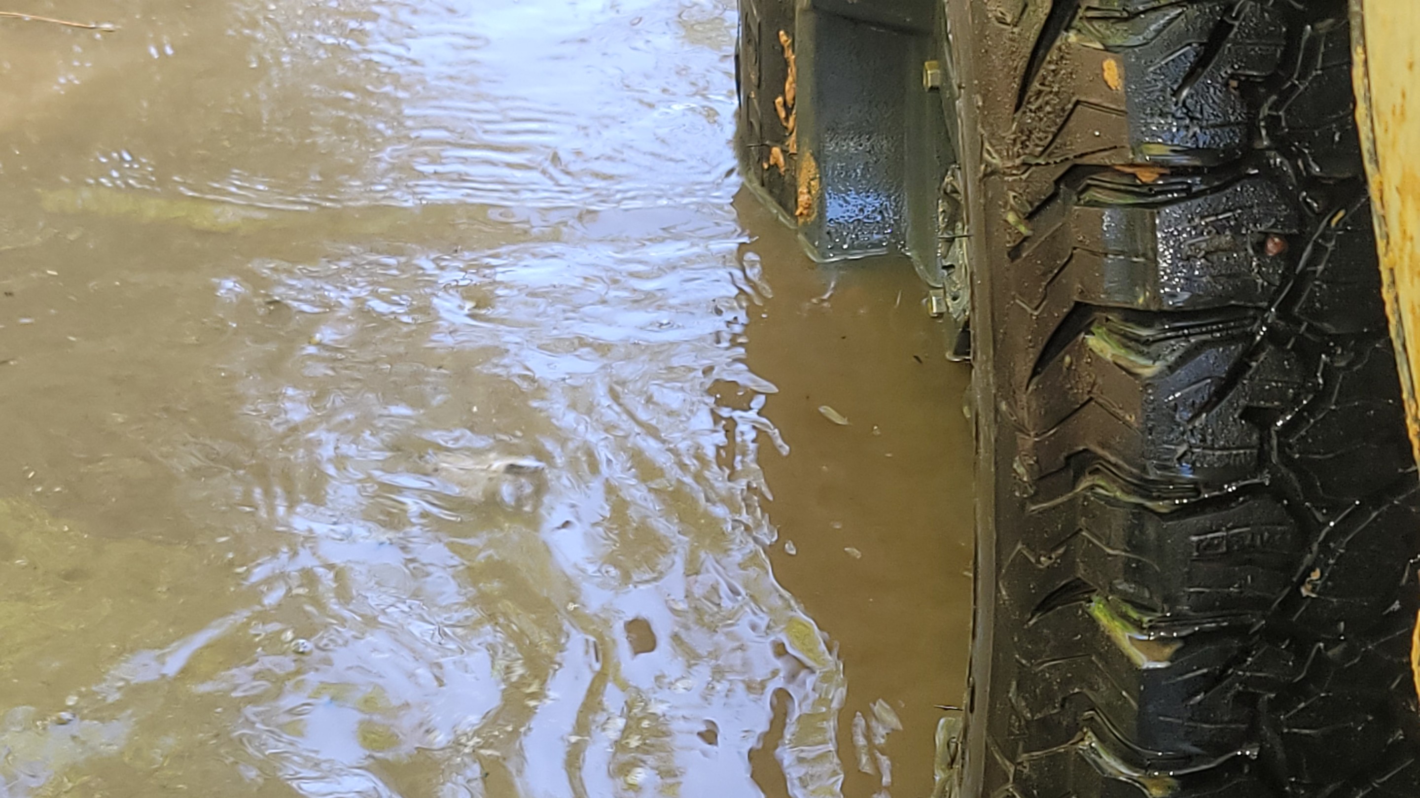 Aluminum Falcon photo 12