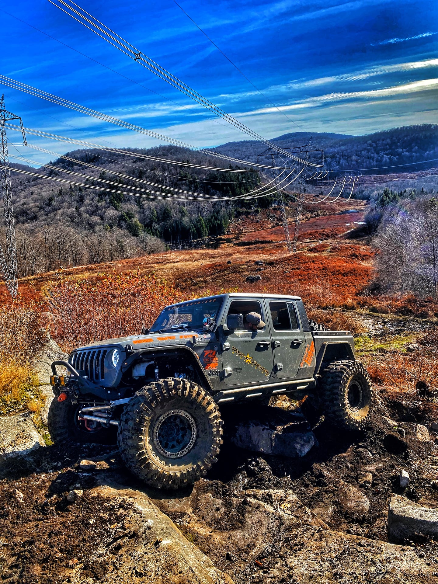 WideLoad, a blue 2020 Jeep Gladiator JT on 43-inch tires, photo 13 of 17
