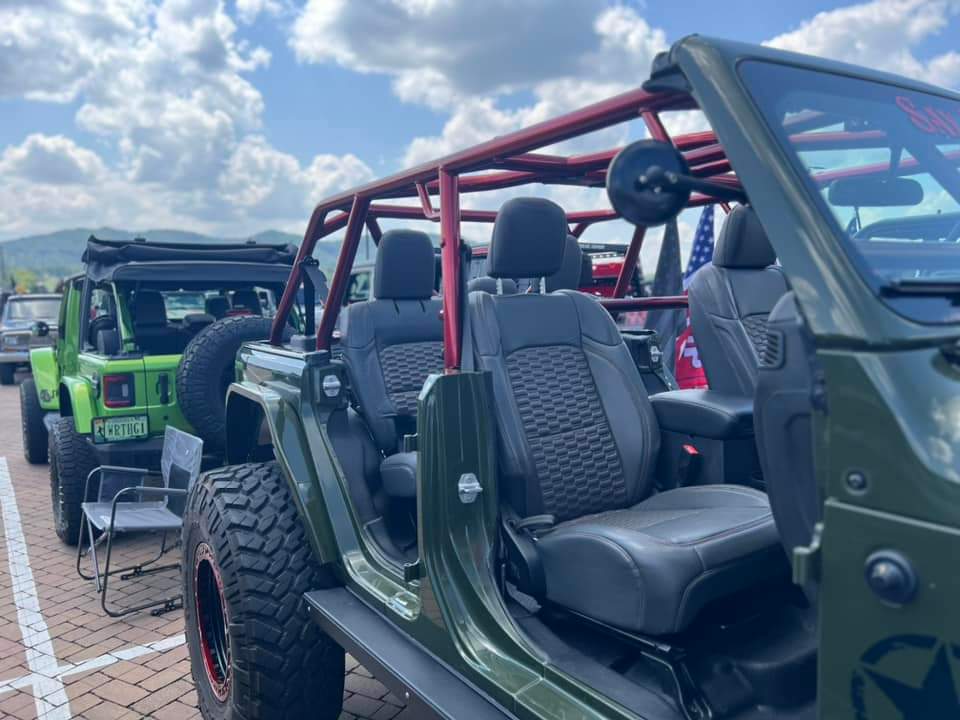 Huckleberry_jeep photo 4