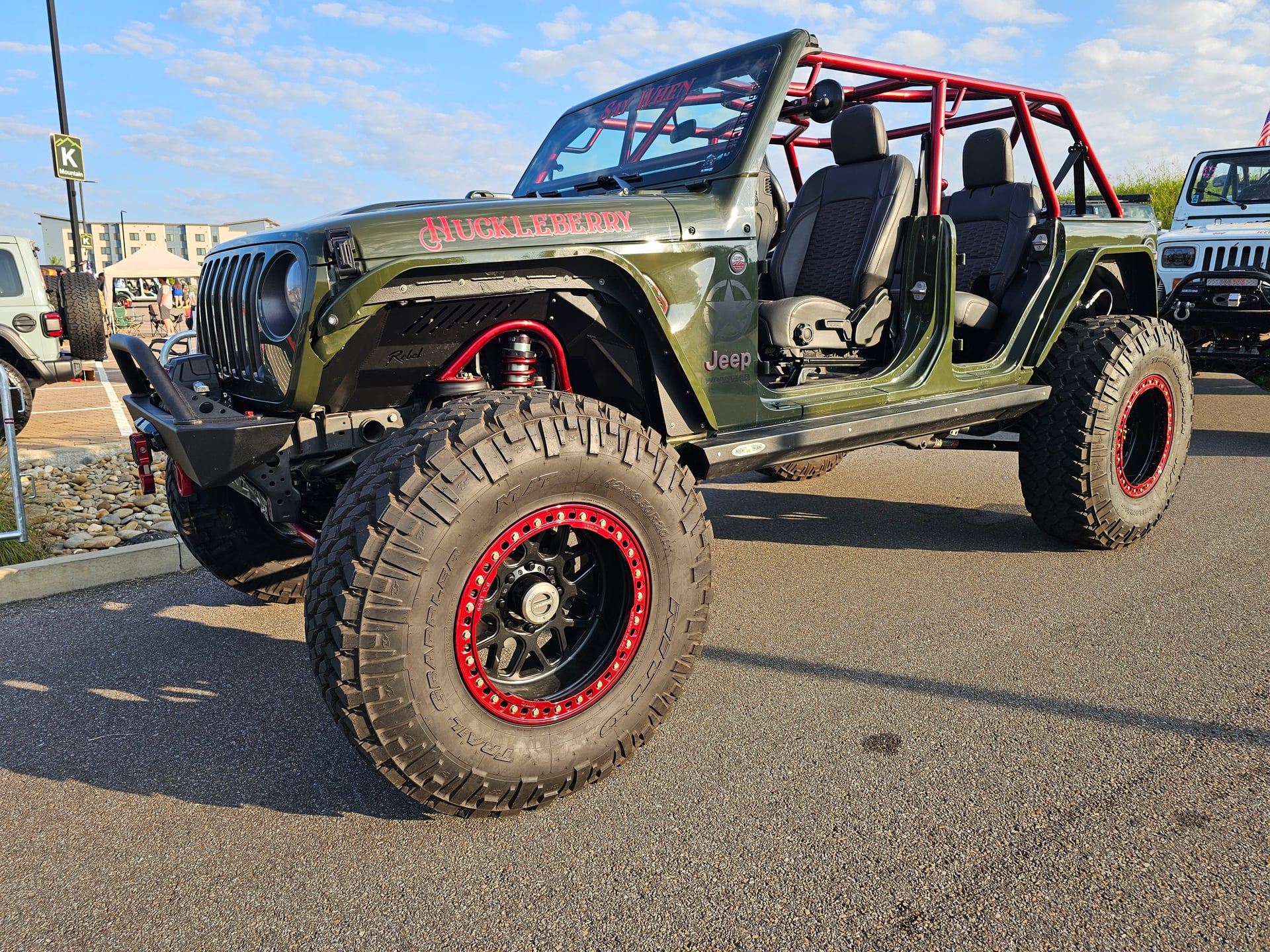 Huckleberry_jeep photo 1