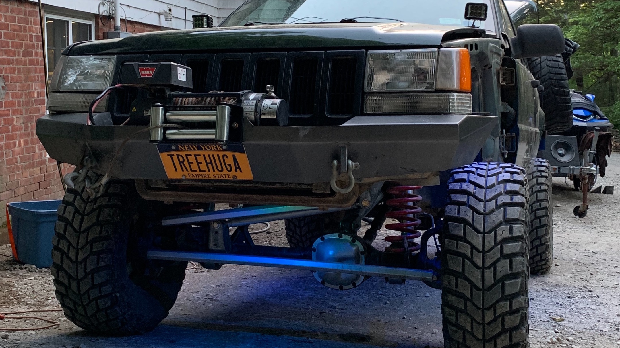 TREEHUGA ‘93 Factory 5 speed ZJ photo 5