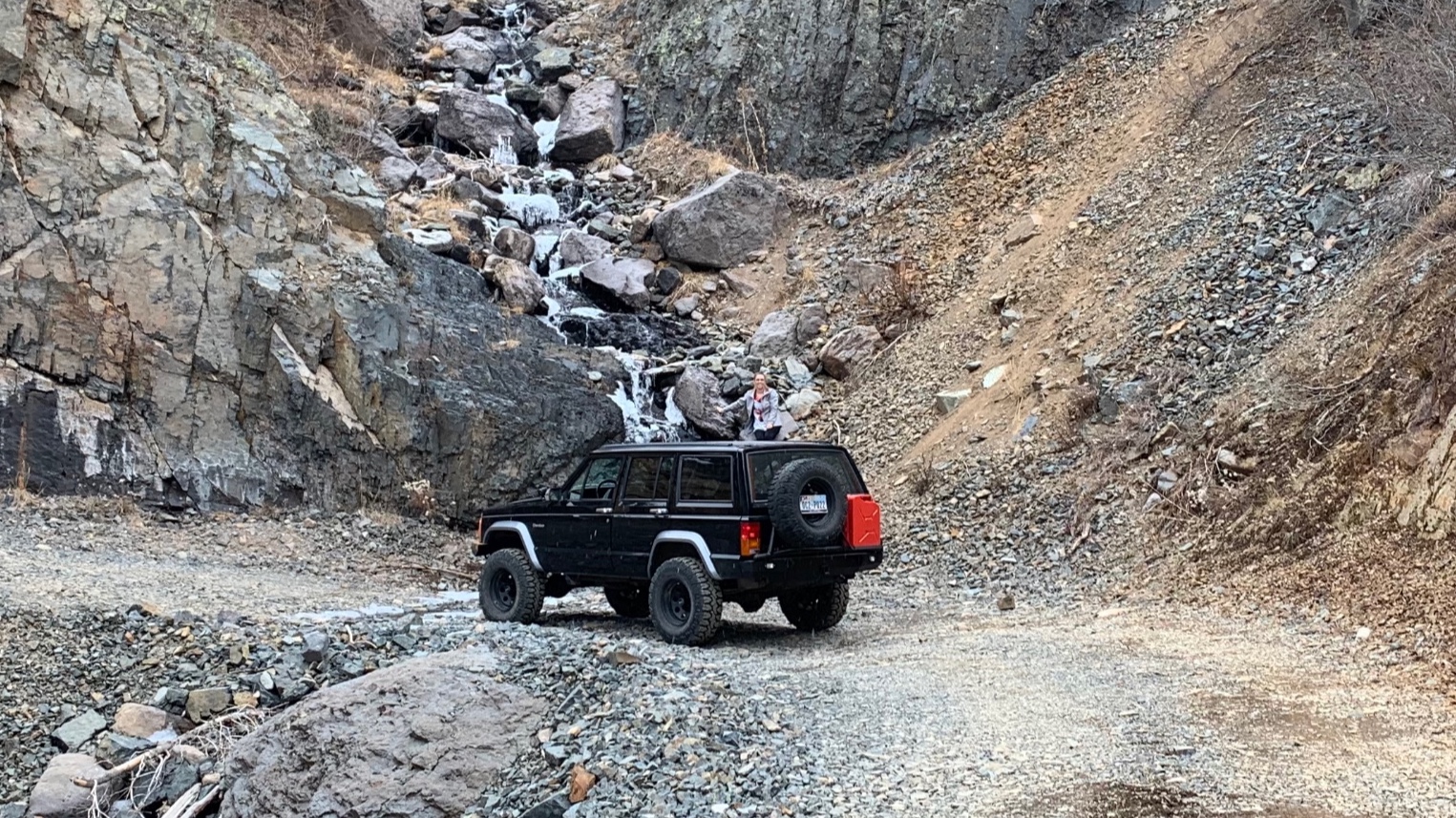 SlowcrawlerXJ photo 2