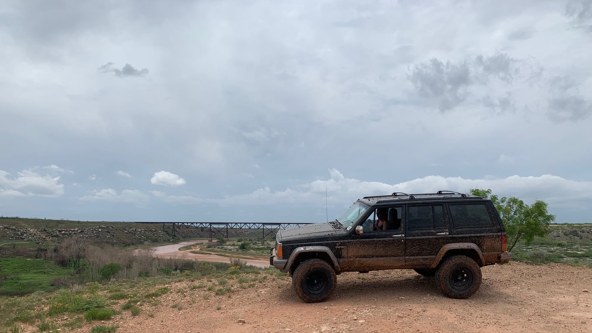 SlowcrawlerXJ photo 9