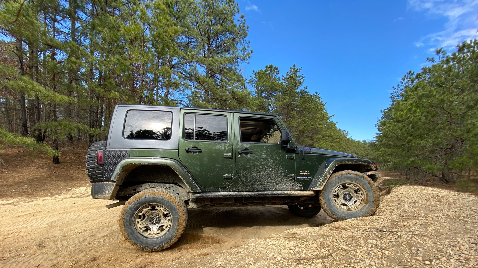 2008 JKU Sahara 4dr photo 22