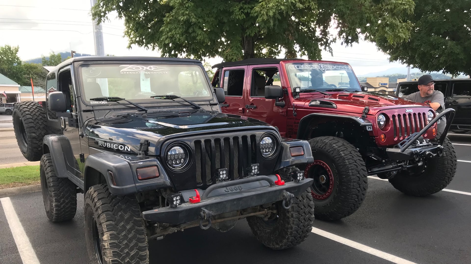 JohnLovesJeepin photo 10