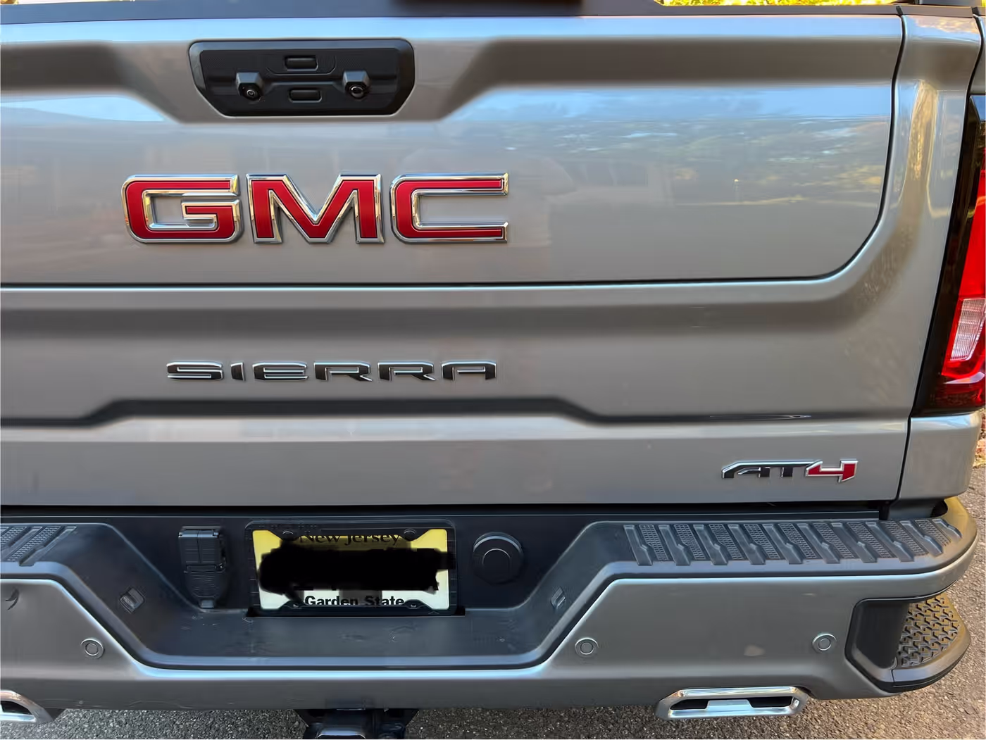 AT4, a 2023 GMC Sierra 1500, photo 27 of 34
