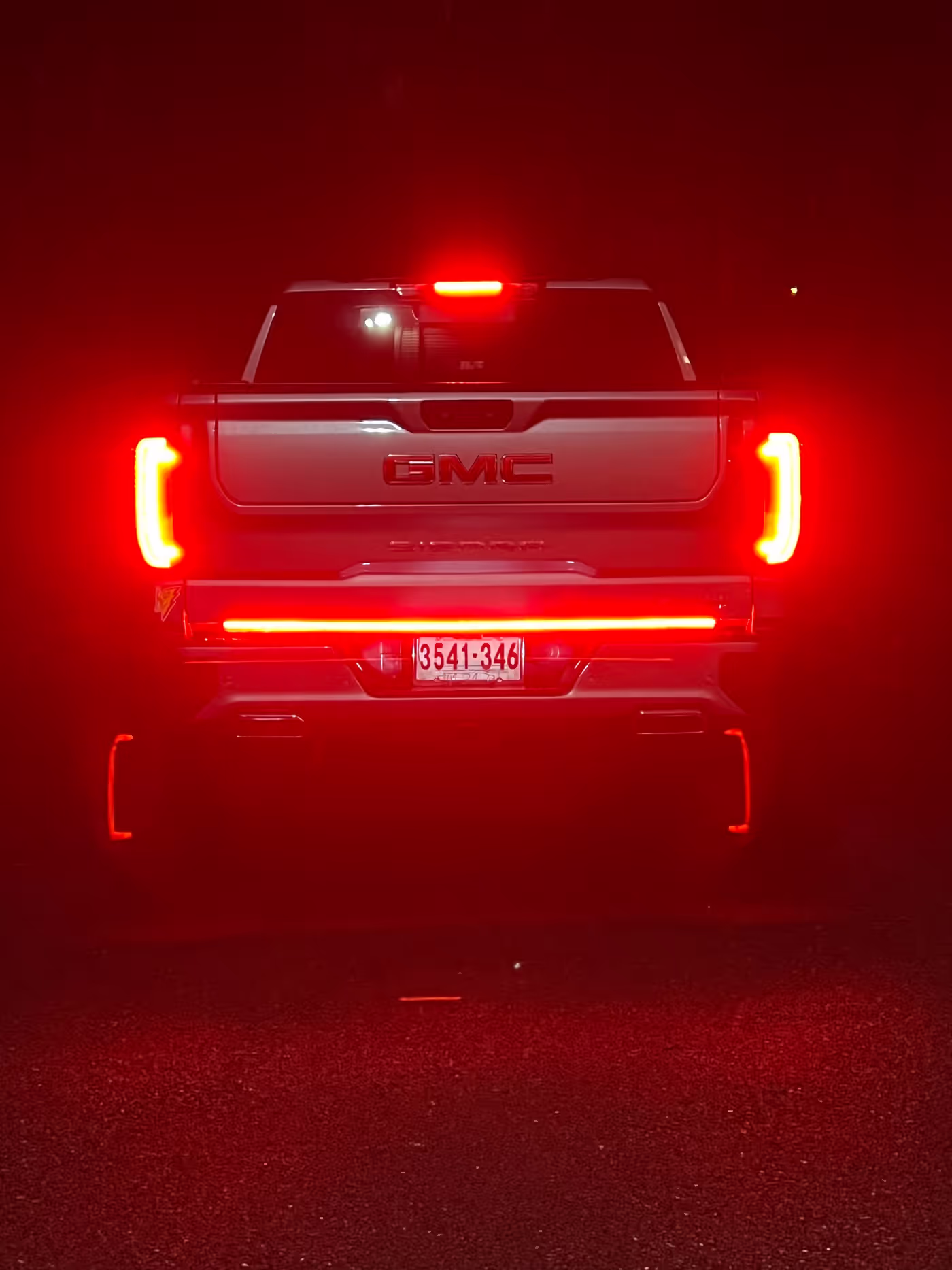 AT4, a 2023 GMC Sierra 1500, photo 33 of 34